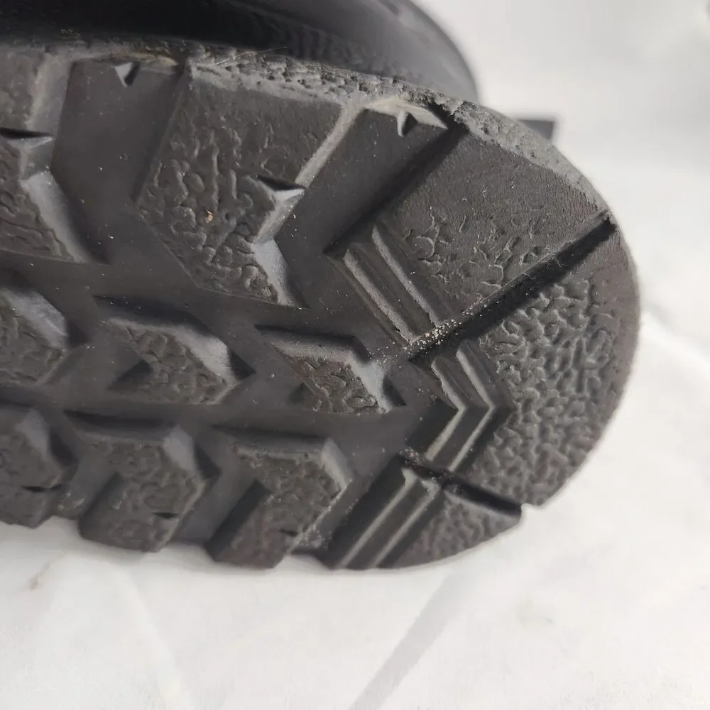 Fila Men's Sz 12 Weathertech Extreme Waterproof Duck Boots Black - Used w/ Box